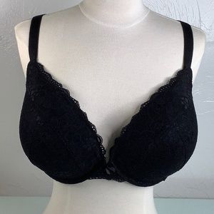 Torrid Lace Full Coverage wired Padded black bra size 46C EUC